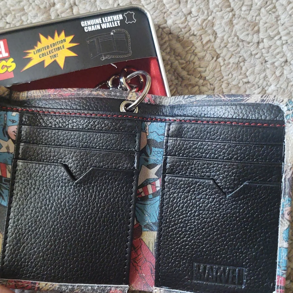 Marvel‎ Captain America Chain Leather Wallet